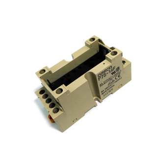 OMRON P7S-14F - Zoccolo per Rele 277Vac 6A 14-Pin