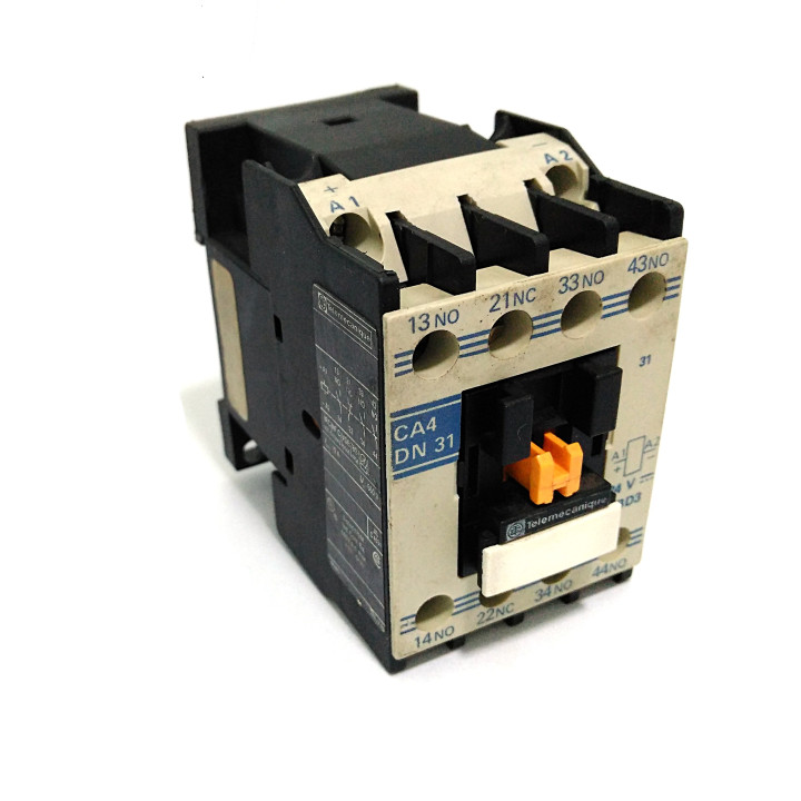 TELEMECANIQUE CA4-DN31 - Rele di Controllo