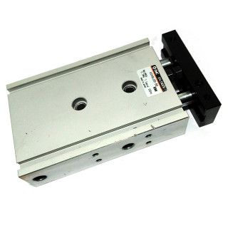 SMC CXSM20-40 - Pistone Guidato 20x40mm Doppio Azzione 0.7MPA