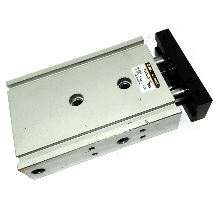 SMC CXSM20-40 - Pistone Guidato 20x40mm Doppio Azzione 0.7MPA