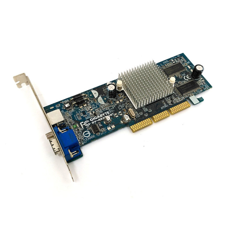GIGABYTE GV-R925128T - Vieo Card ATI Radeon 9250 128Mb