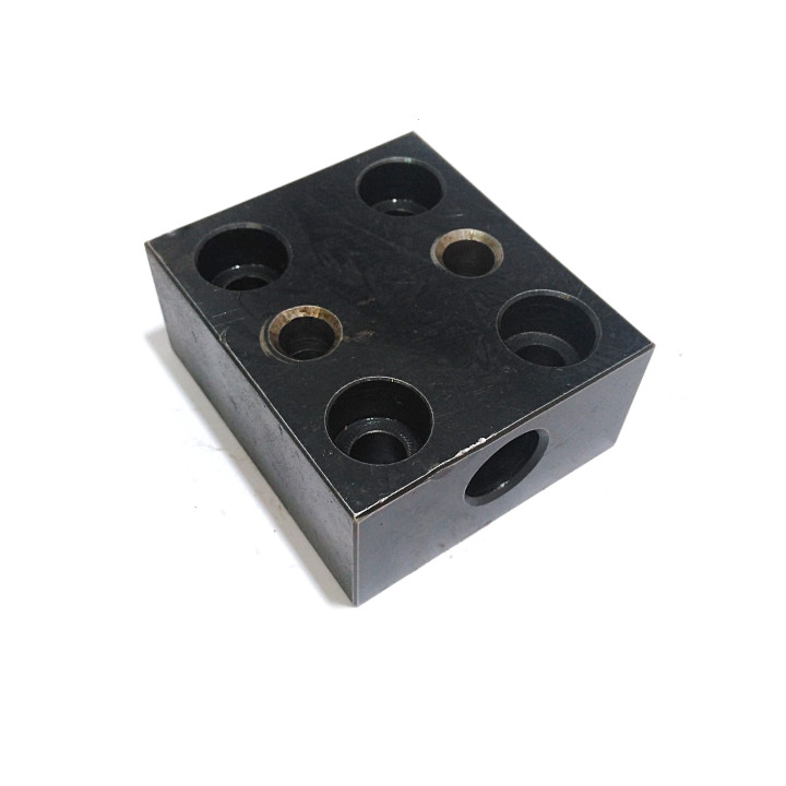 CNC 3D - Supporto per Albero in Acciaio