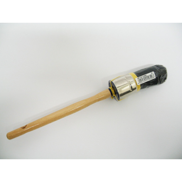 Round Bristle Brush in Dark - 015820