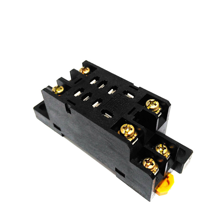 OMRON PTF08A - Zoccolo per Impieghi Universali 250VAC