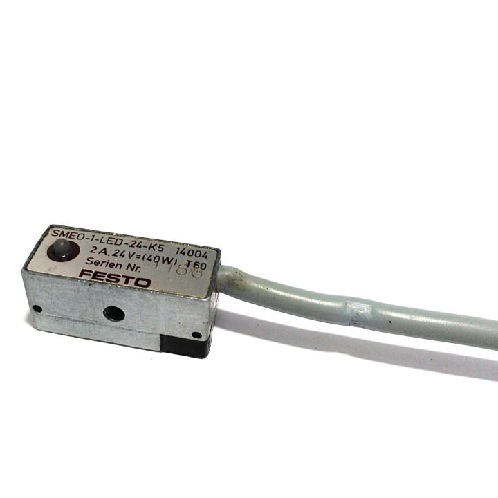 FESTO SMEO-1-LED-24-K5 - Sensore di Finecorsa Maschio 2A 24V