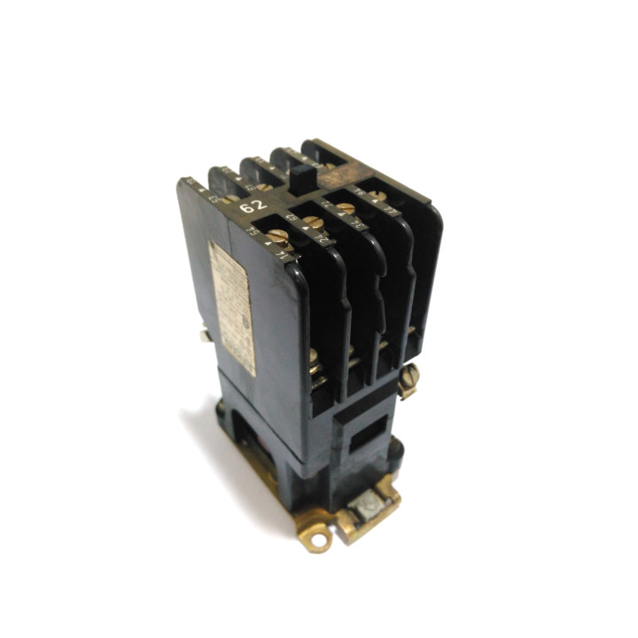 SIEMENS 3TA6307-0A - Contattore 8Poli 6NO+2NC 16A 220V