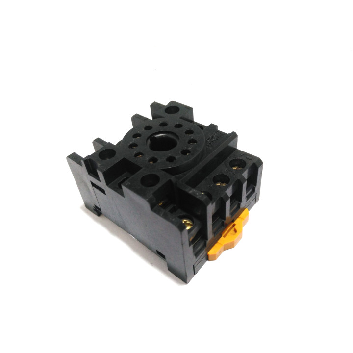 OMRON PF113A-E - Zoccolo per Rele 11Pin 10A 250V