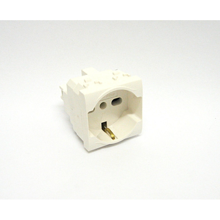 Safety Socket Trivalent Standard Italian 2P+T 250V 10/16A Series Aqua
