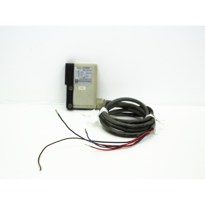TELEMECANIQUE XUG F04031 SWITCH SENSORE