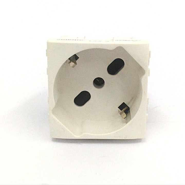 Bticino N4140/16 - Presa Schuko Universale LIGHT 16A 250V - Bianco