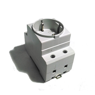 HAGER SN016 - Presa di Corrente 16A 250V