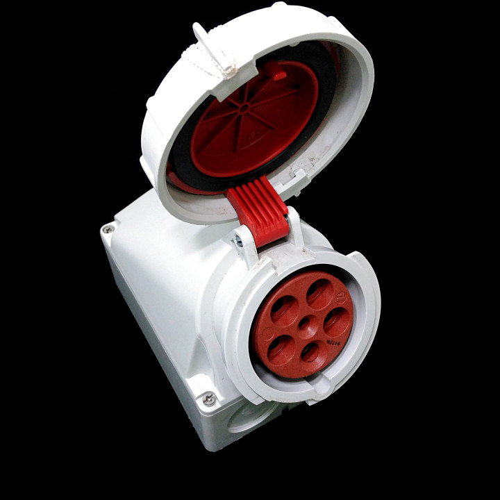 MENNEKES 136A - Presa da Parete Industriale Femmina 5P 63A 400V IP67